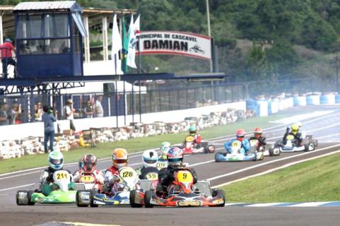 Prati-Donaduzzi patrocina o 54 Brasileiro de Kart