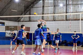 Andr Van de Sand  o tcnico da Seleo Paranaense Sub 18