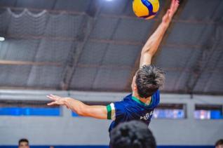 Andr Van de Sand  o tcnico da Seleo Paranaense Sub 18