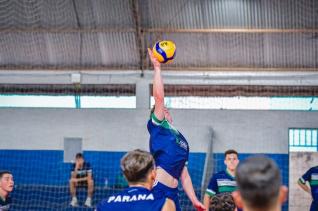 Andr Van de Sand  o tcnico da Seleo Paranaense Sub 18