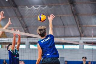 Andr Van de Sand  o tcnico da Seleo Paranaense Sub 18