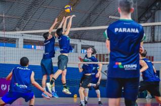 Andr Van de Sand  o tcnico da Seleo Paranaense Sub 18