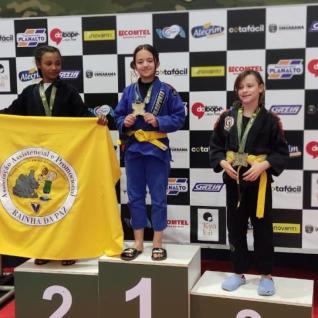 COPA FRONTEIRA DE JIU JITSU - Atletas conquistam excelentes resultados para Yara Country Clube