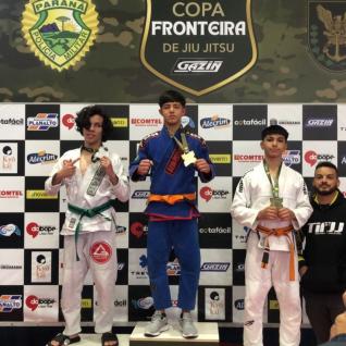 COPA FRONTEIRA DE JIU JITSU - Atletas conquistam excelentes resultados para Yara Country Clube