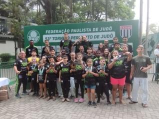 Judocas toledanos conquistaram dez medalhas no Torneio Periquito em So Paulo