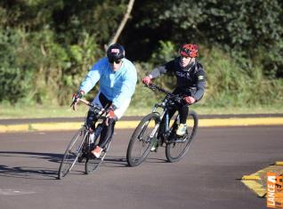 8 Horas de Ciclismo no Parque do Povo