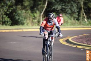 8 Horas de Ciclismo no Parque do Povo