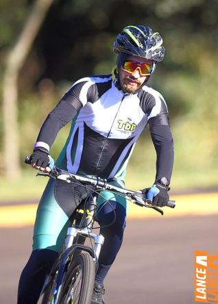 8 Horas de Ciclismo no Parque do Povo