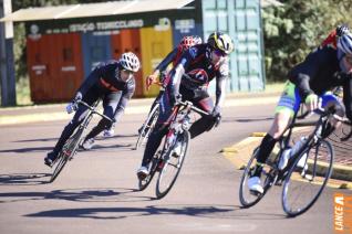 8 Horas de Ciclismo no Parque do Povo