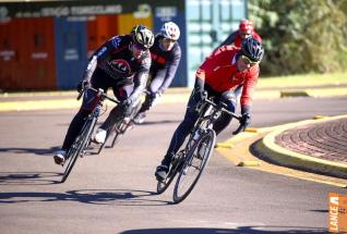 8 Horas de Ciclismo no Parque do Povo