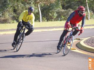 8 Horas de Ciclismo no Parque do Povo