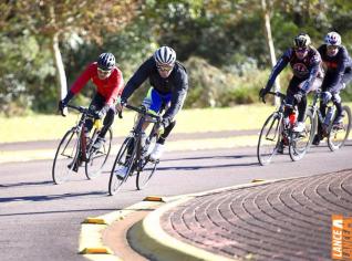 8 Horas de Ciclismo no Parque do Povo