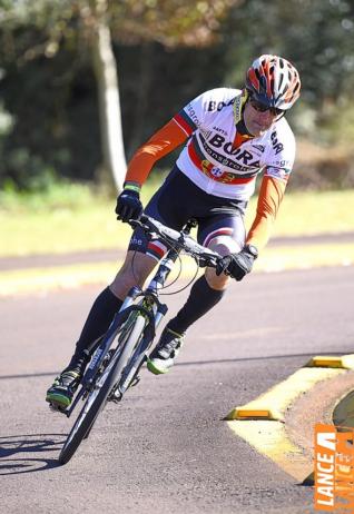 8 Horas de Ciclismo no Parque do Povo