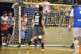 Falco, o Rei do Futsal, promoveu jogo festivo no Alcides Pan