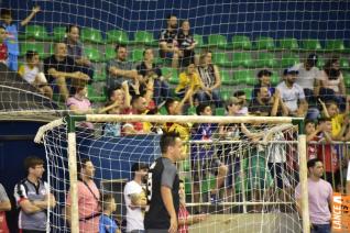 Falco, o Rei do Futsal, promoveu jogo festivo no Alcides Pan