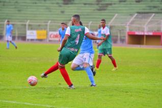 Toledo vence e lidera futebol de campo nos JAPS