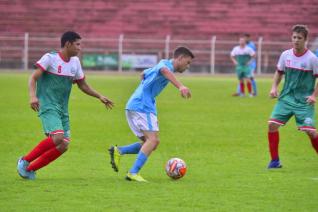 Toledo vence e lidera futebol de campo nos JAPS