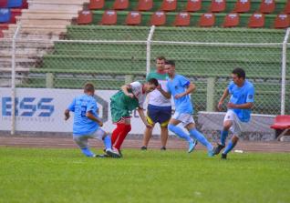 Toledo vence e lidera futebol de campo nos JAPS