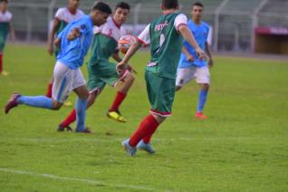 Toledo vence e lidera futebol de campo nos JAPS